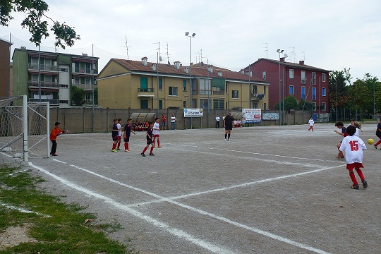 Caricamento immagine in corso...